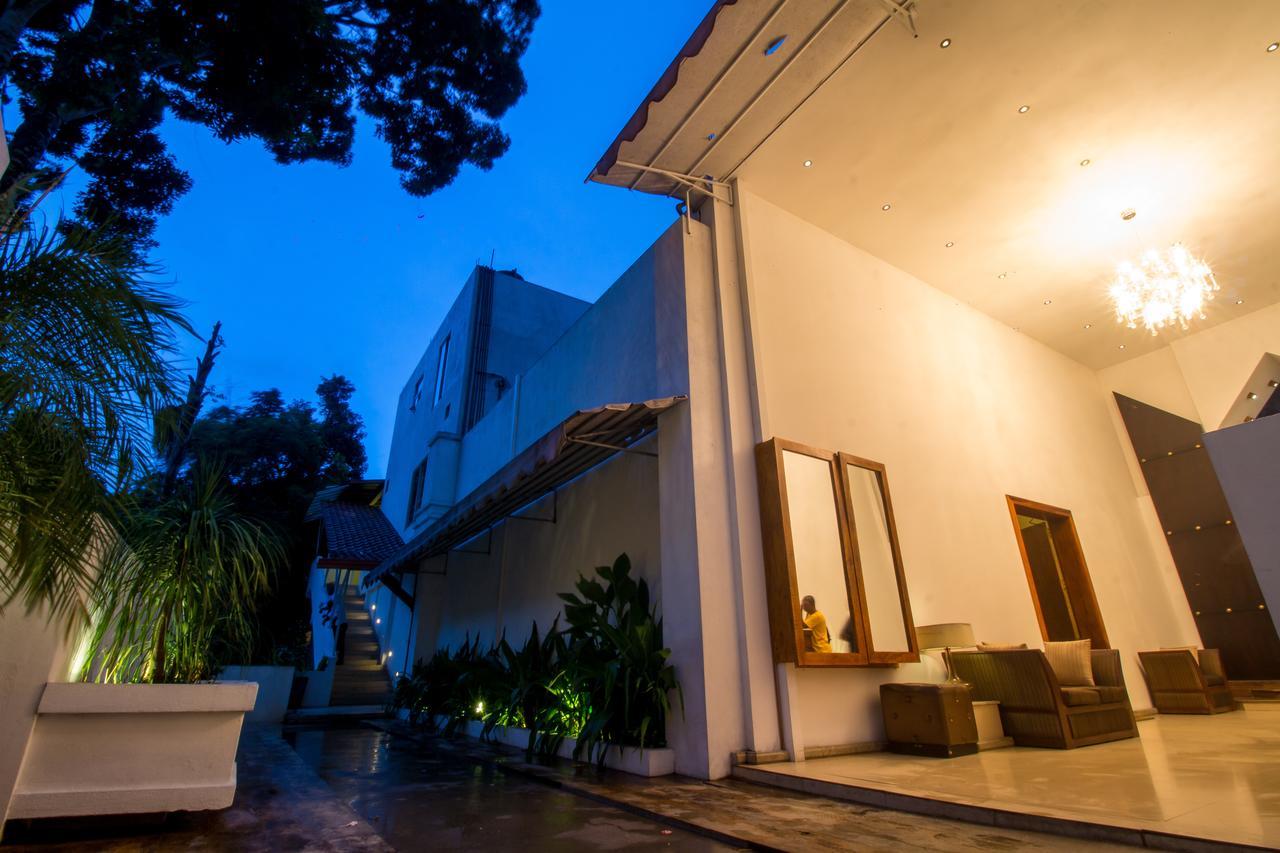 Sleek Hotel Kegalle Exteriér fotografie